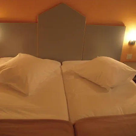 Cit'hotel Prime - Montpelier Ouest -saint Jean De Vedas 2* Saint-Jean-de-Védas